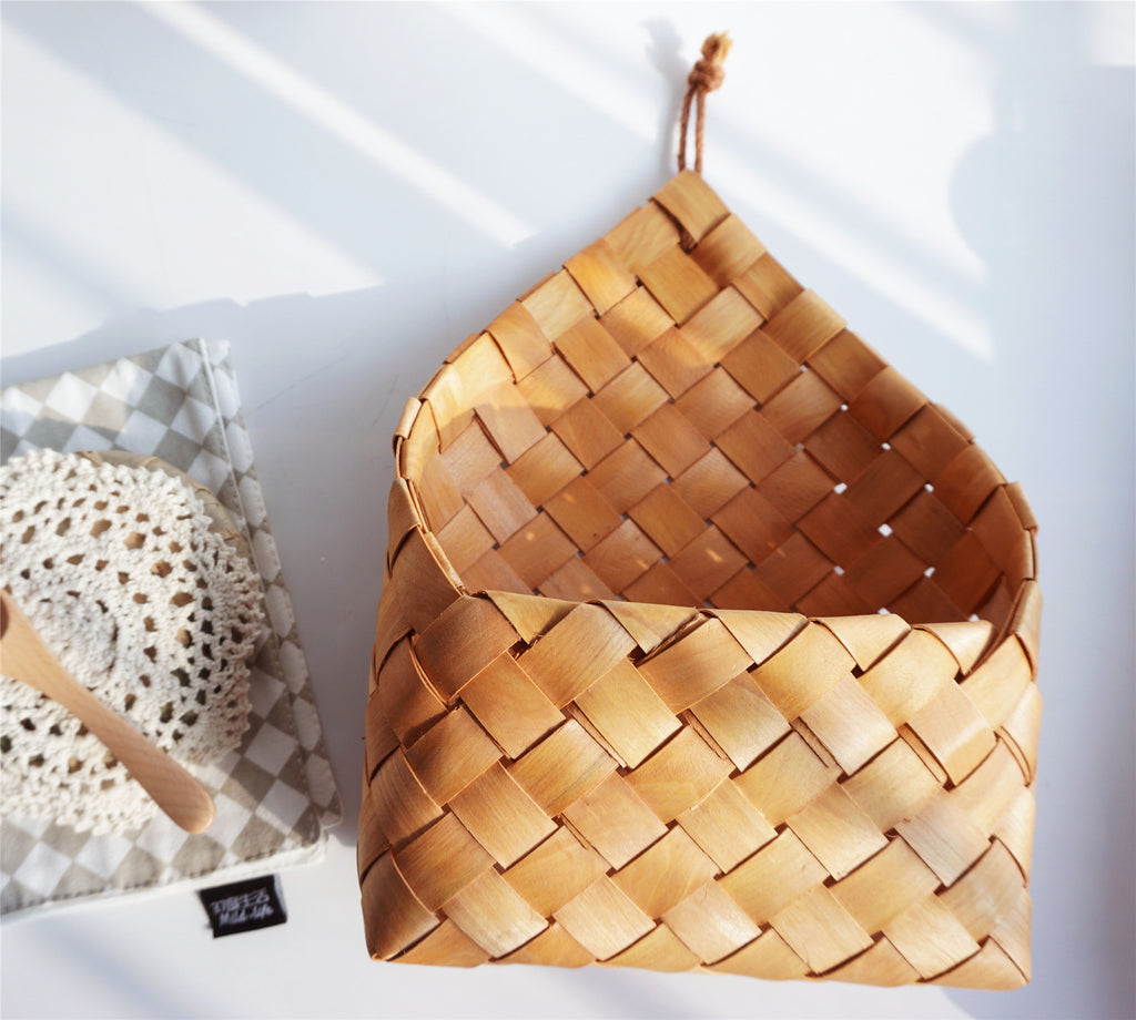 Hand Woven Wood Chip Woven Hanging Basket Sundries